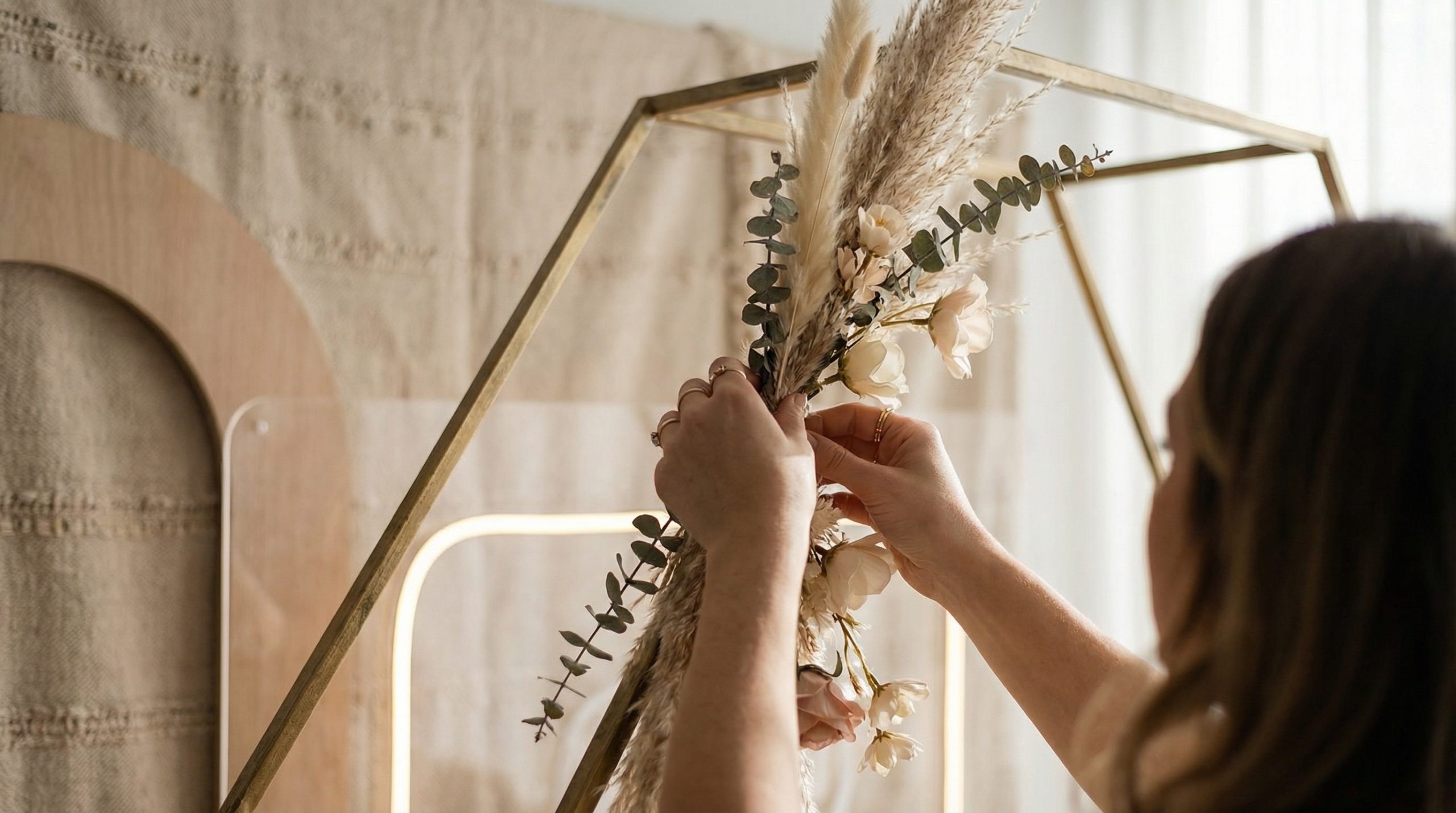 Um cenário plano ganha vida com Enfeites e Painéis em camadas - 2